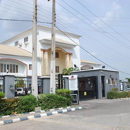 Mahogany Hotel And Suites Ibadan Dış mekan fotoğraf