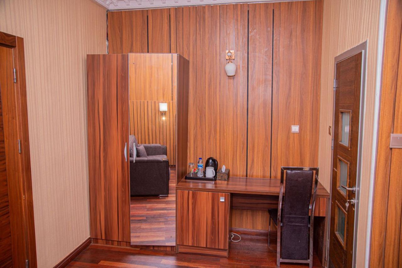 Mahogany Hotel And Suites Ibadan Dış mekan fotoğraf