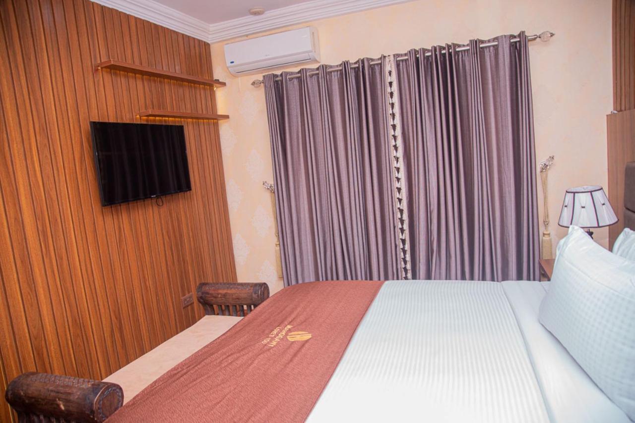 Mahogany Hotel And Suites Ibadan Dış mekan fotoğraf